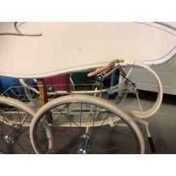 Retro blauw/witte kinderwagen (jaren 50/60)