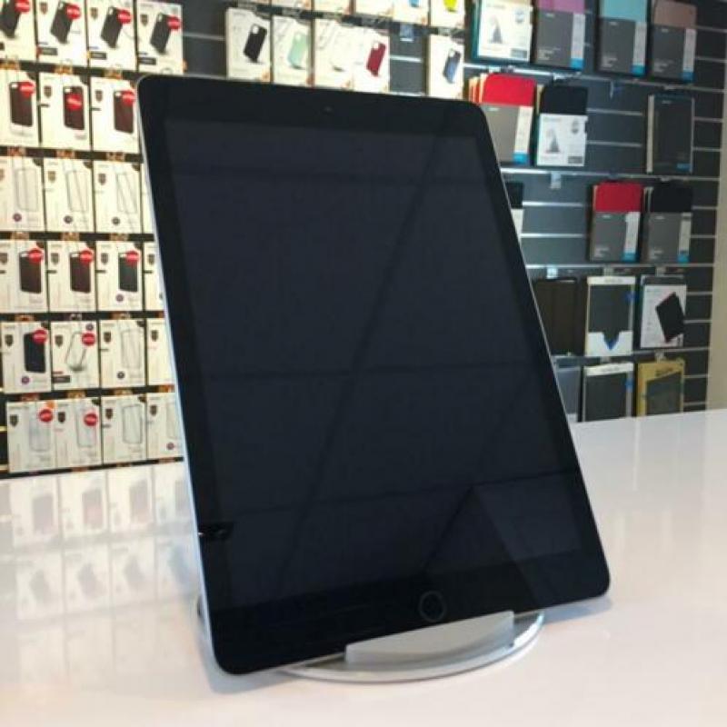 Apple iPad 9.7 Inch 32GB (2017) 4G space grey - REFURBISHED