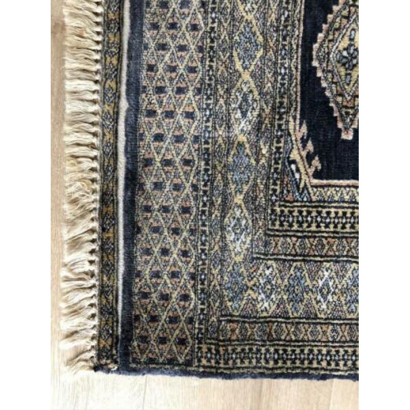 Prachtig handgeknoopt Perzisch tapijt
