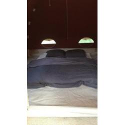 Prachtige,stabiele Karstentent, 300x300 bordeauxrood/beige