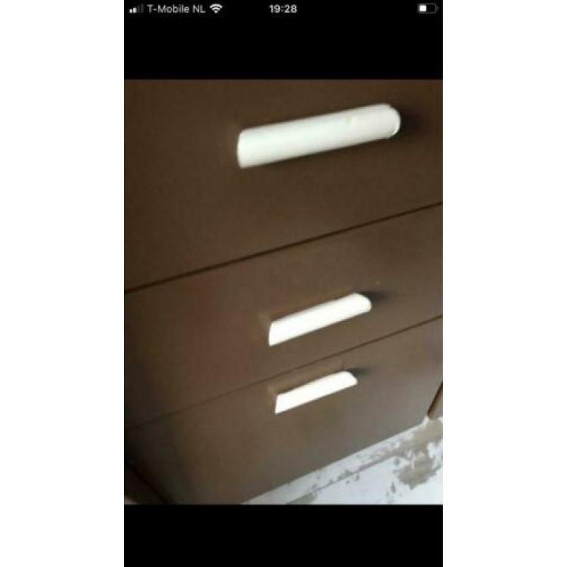 Vintage commode