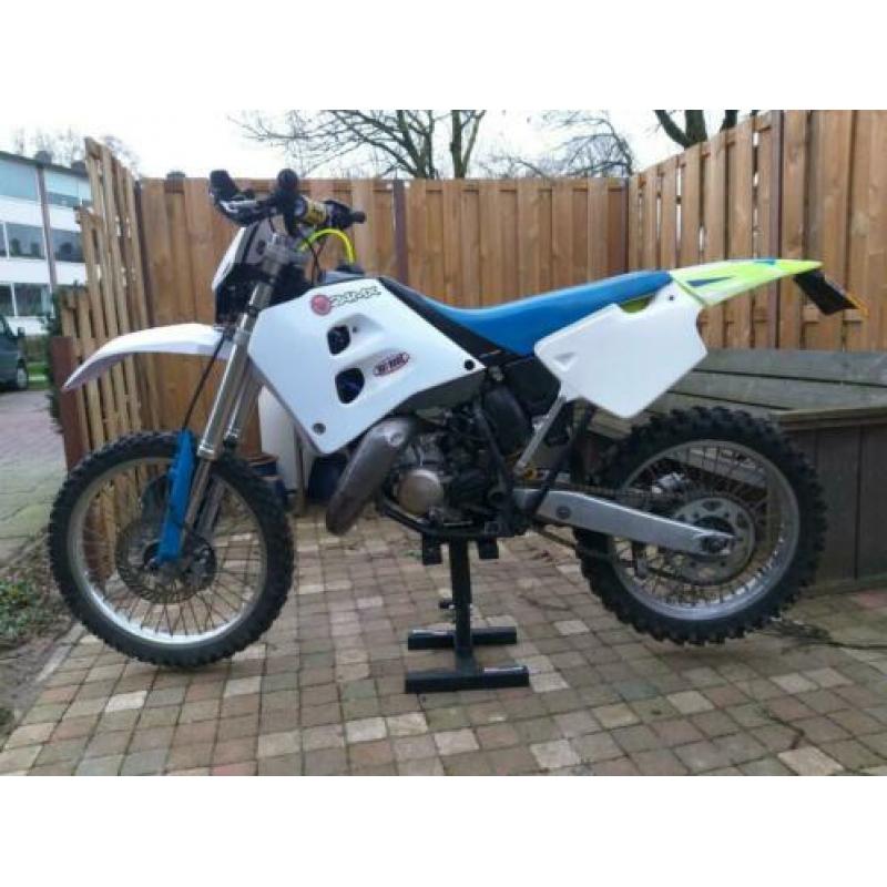 Husqvarna wr125 (A1 rijbewijs)