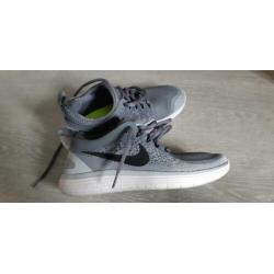 Nieuw! Nike free rn distance 2