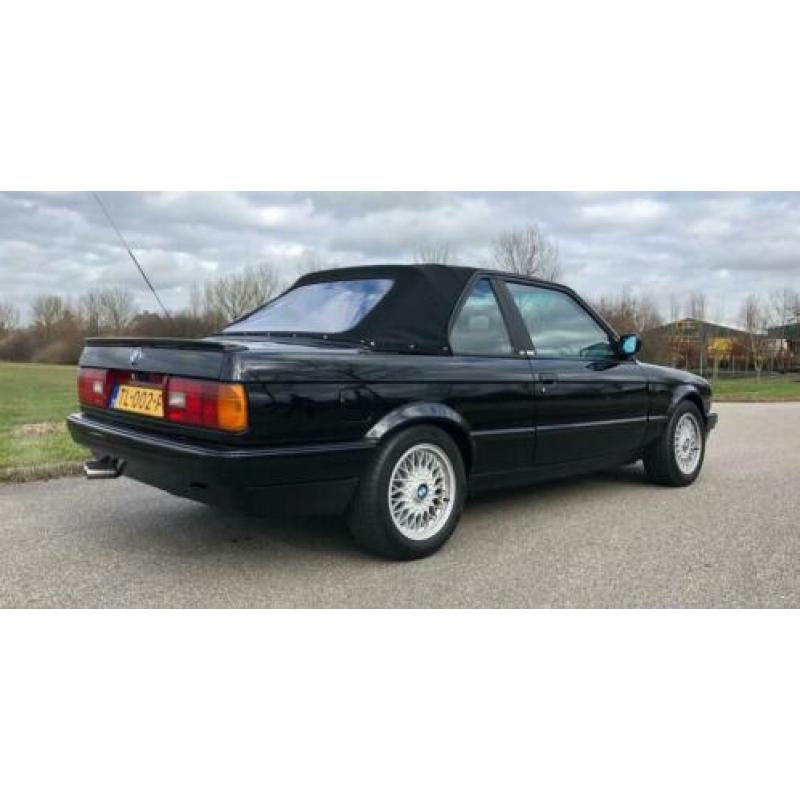 BMW 3 Serie 325i BAUR CABRIOLET U9 (bj 1989)