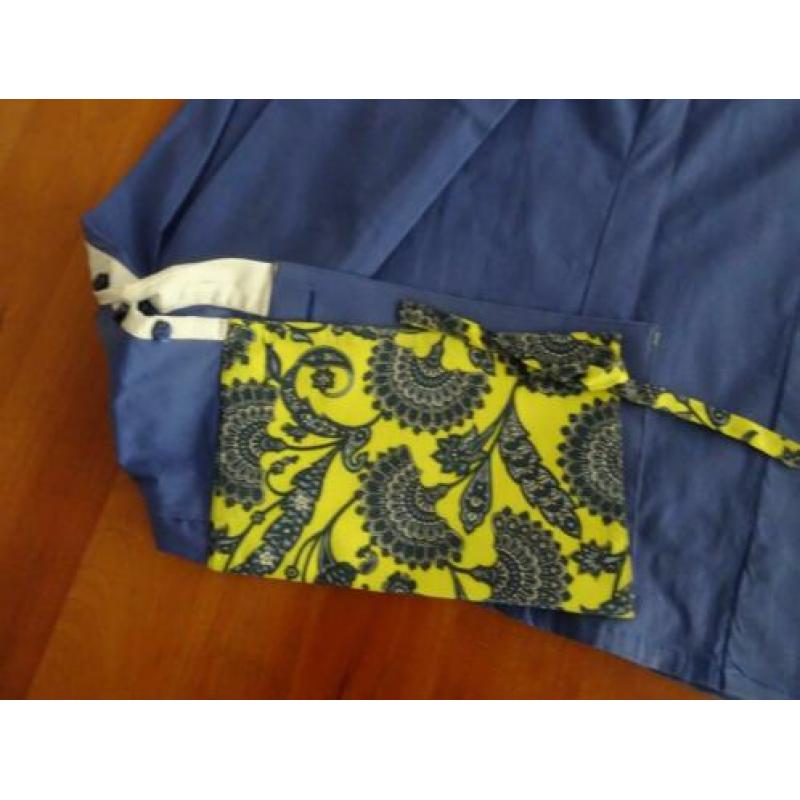 NAN kobalt blauwe blouse met geel en wit afgezet