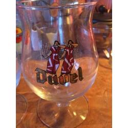 Twee Duvel glazen