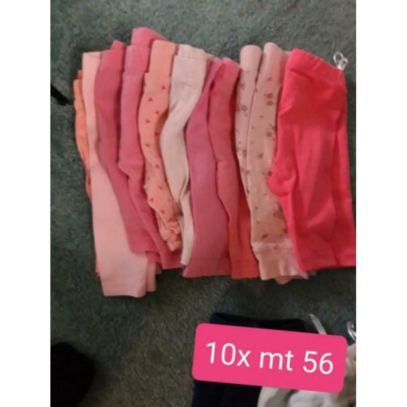 Te koop diverse baby kleding maat 56