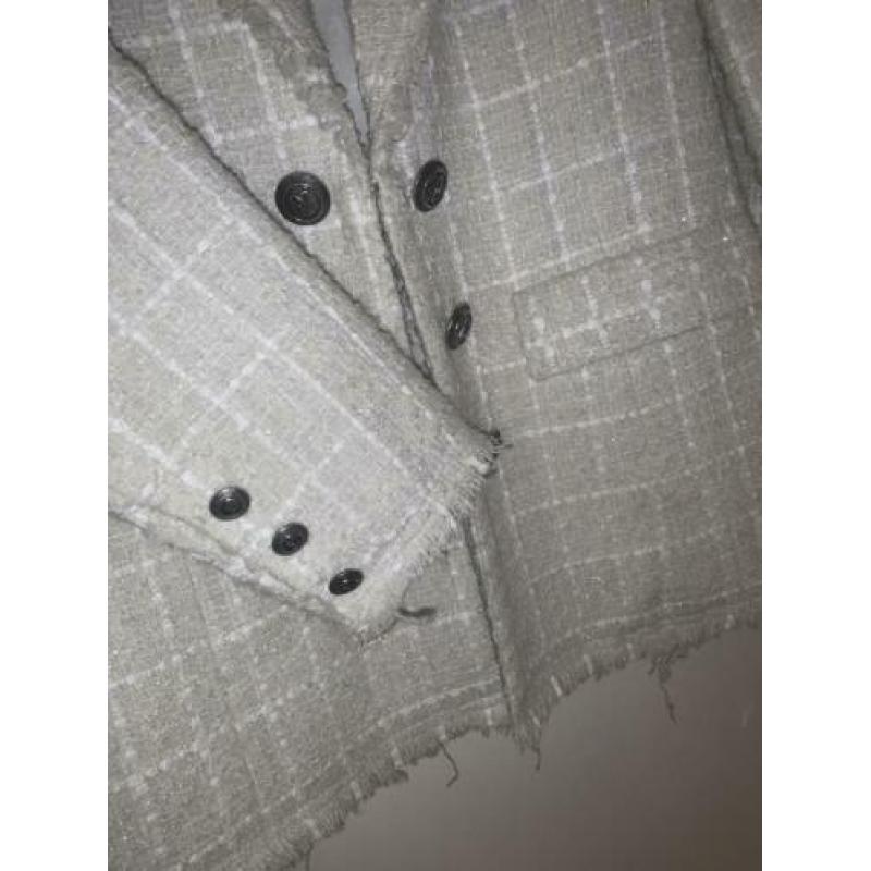 witte Nikkie blazer maat 42