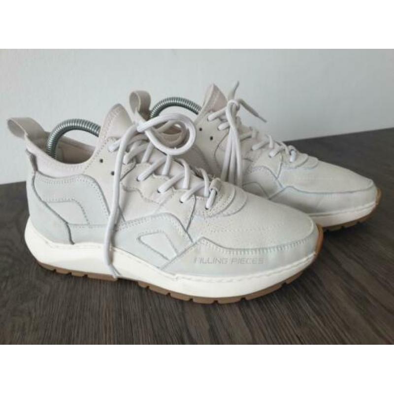 Filling pieces 38