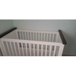 Ledikant voor baby / peuter, aerosleepmatras