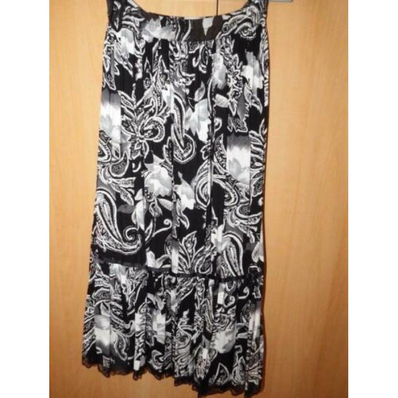 Rok zwart-wit design mt.52-54 (XXL) Pizzo