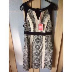 Nieuwe Didi jurk Happy Prints (maat L)