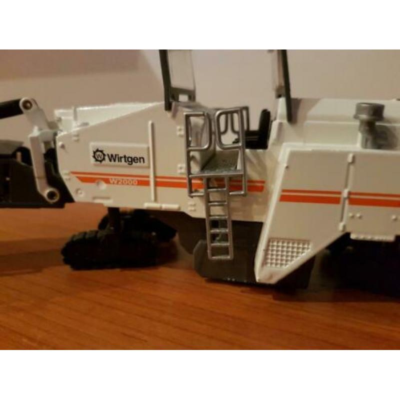 Asfalteermachine 1:50 Wirtgen W2000 no tekno