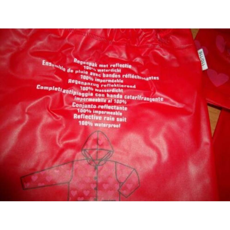 rood hartjes regenpak 110/116