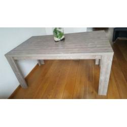 Dressoir, eettafel, salontafel en tvmeubel