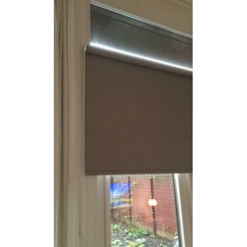 Rolgordijnen grijs/ taupe