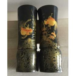 2 Chinese lakvazen van hout decor goudvissen in goede staat