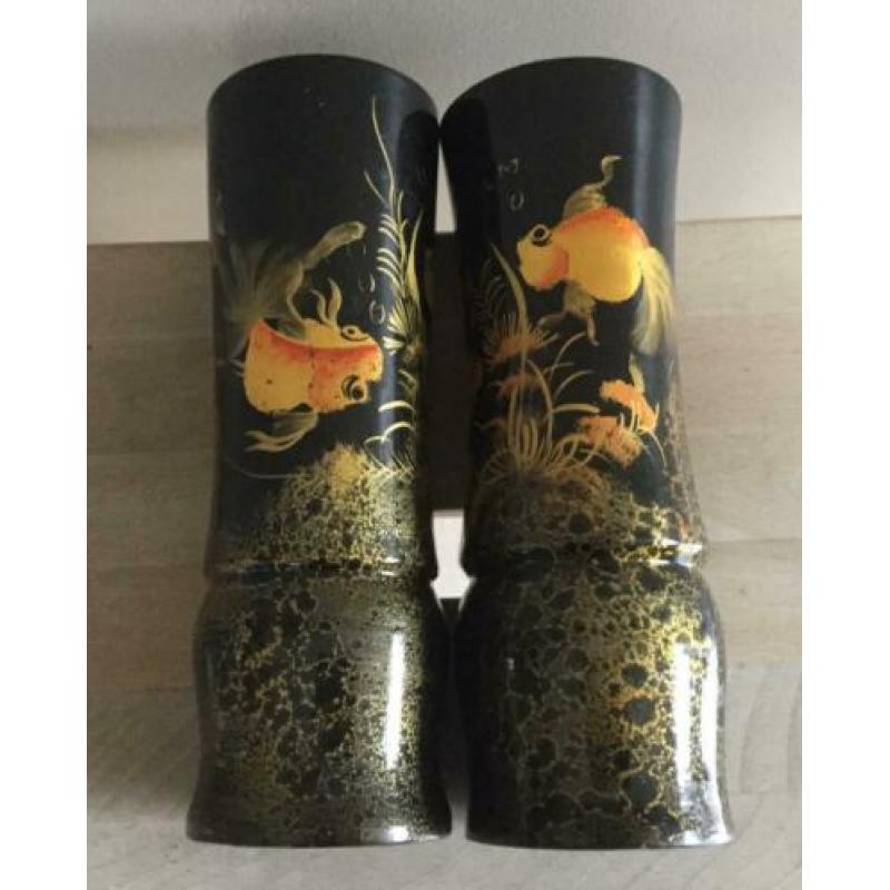 2 Chinese lakvazen van hout decor goudvissen in goede staat