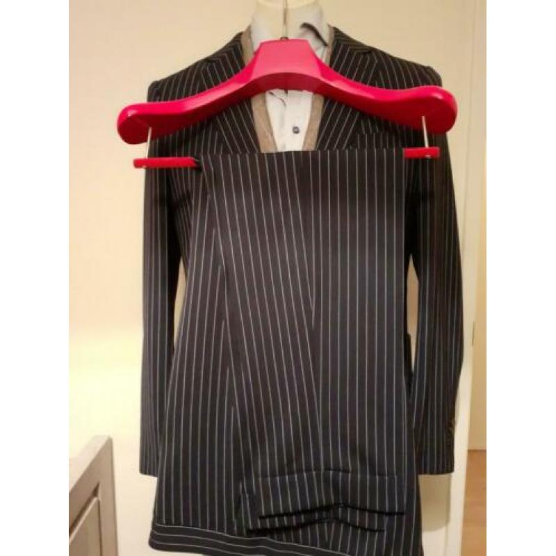suitsupply pak