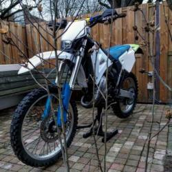 Husqvarna wr125 (A1 rijbewijs)