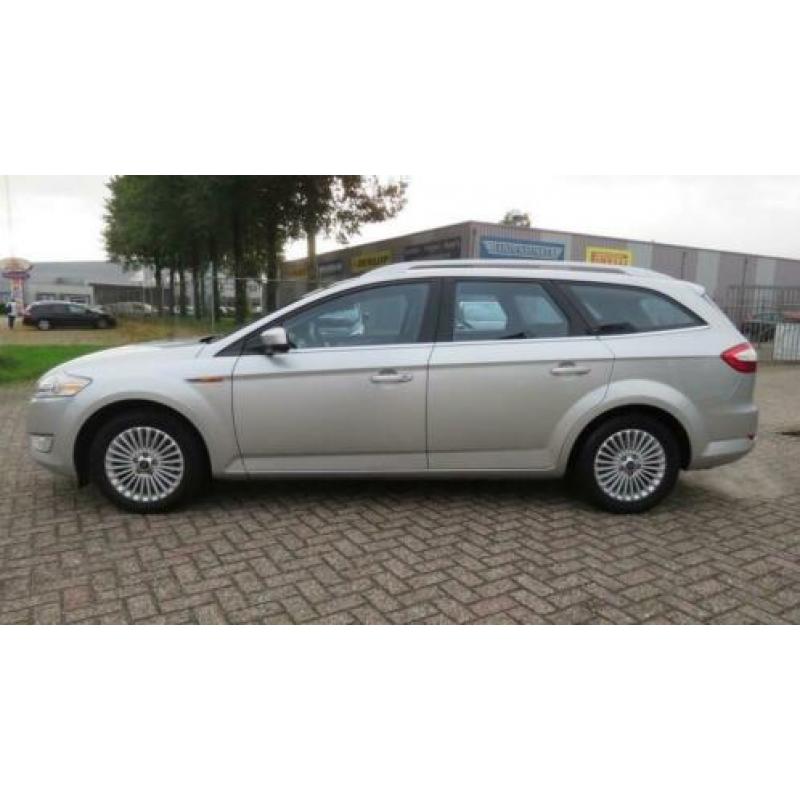 Ford Mondeo Wagon 2.0-16V Titanium Trekhaak, Navigatie, Crui