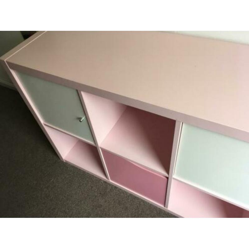 Kallax ikea vakkenkast roze wit