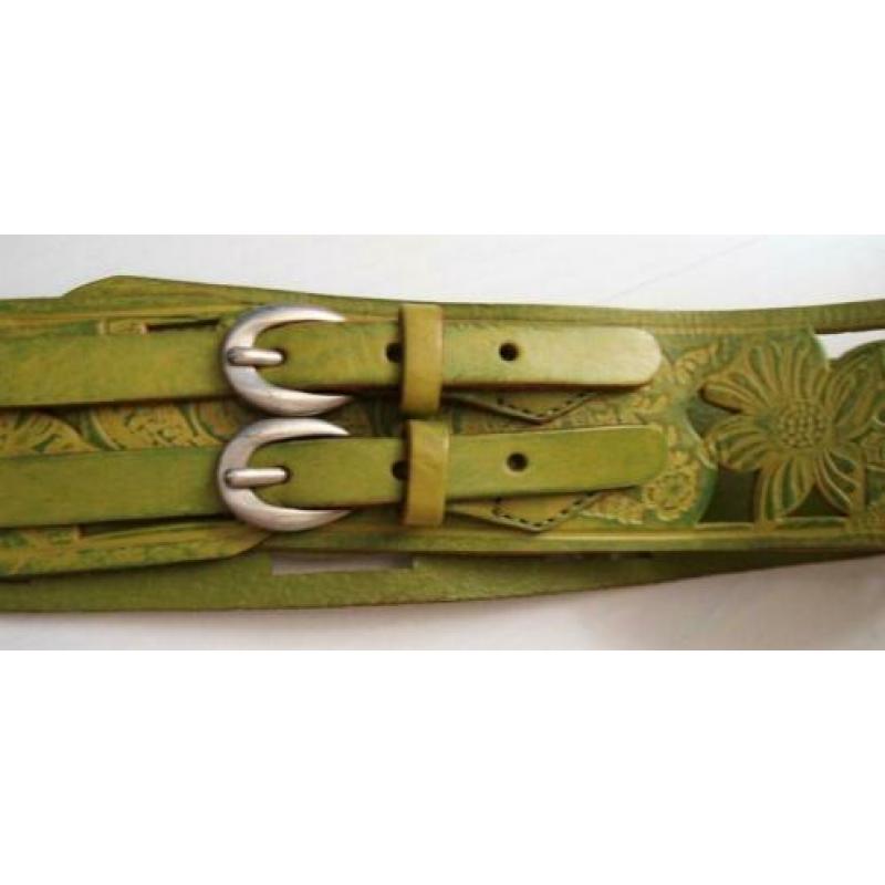 Dames leren riem met bloemen design - Maat 95