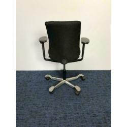 19 x Hag H05 5400 bureaustoel nieuw zwart gestoffeerd