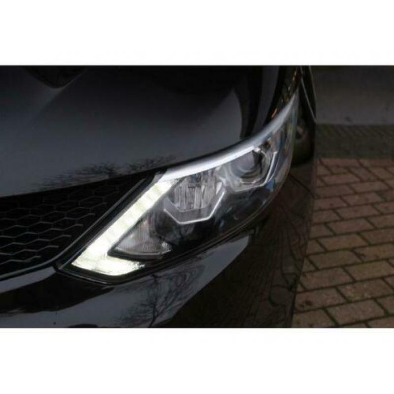 Nissan QASHQAI 1.6 dCi Tekna Leder , Navigatie Cruise Contro