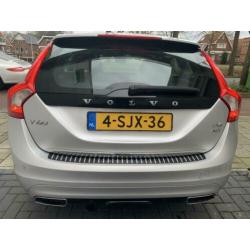 Volvo V60 2.4 D6 AWD Pl.i Sum.