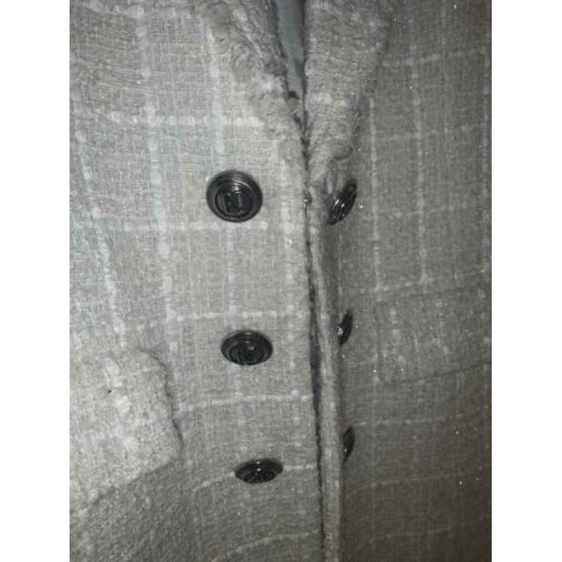 witte Nikkie blazer maat 42