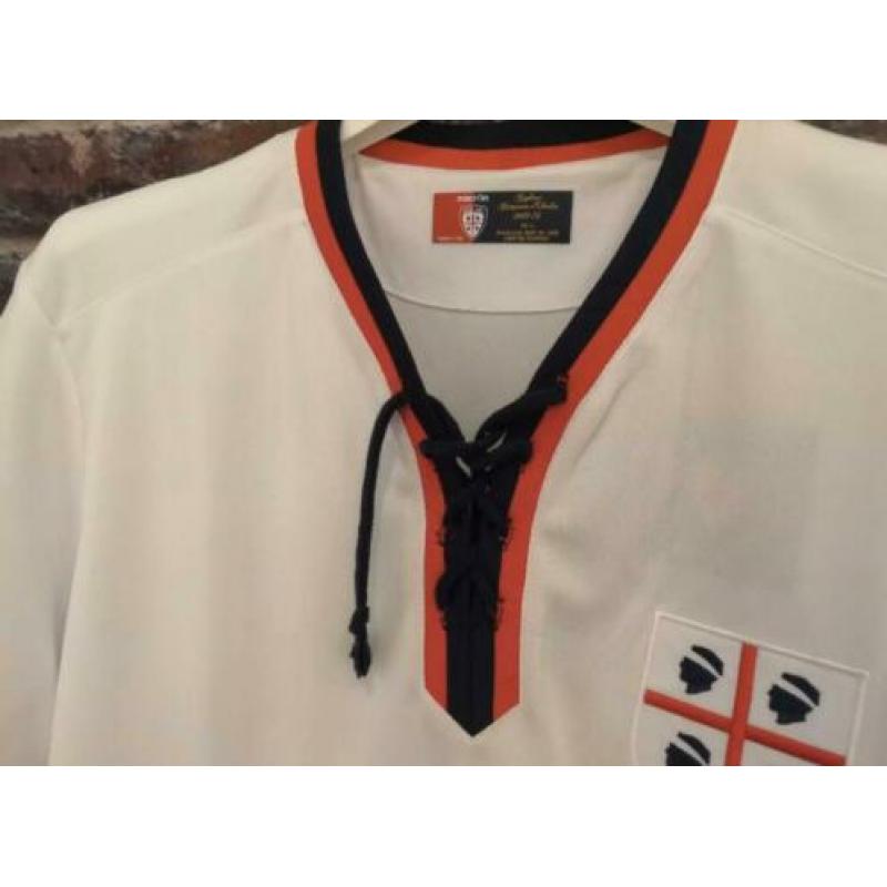 Cagliari, Italië, retro voetbalshirt