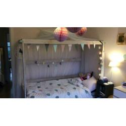 Lifetime foldable bed for kids in splendid condition.