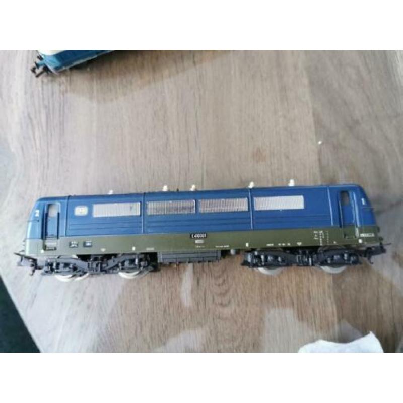 lima treinen en wagons set (zolderopruiming)