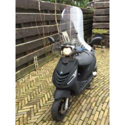 Hele nette zip snorscooter 2014