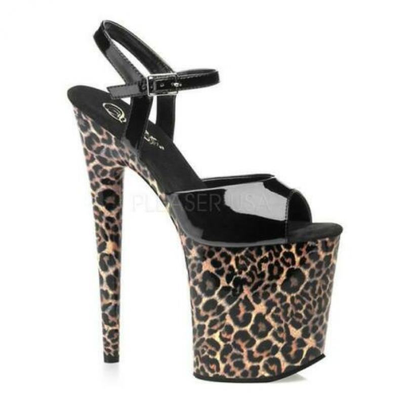 Gave sexy hoge panterprint hakken van pleaser Maat 40