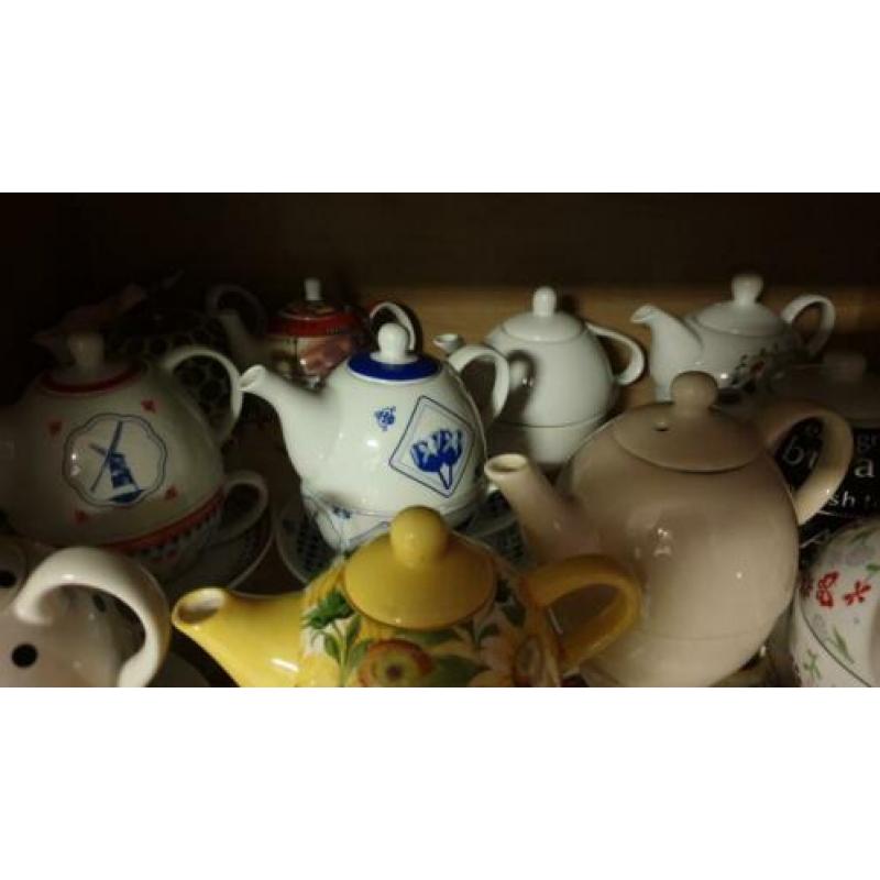 Leuke theepot met kopje in 1!!! €3, Per stuk