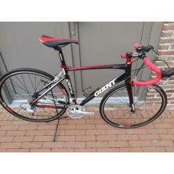 Racefiets giant defy maat m sora