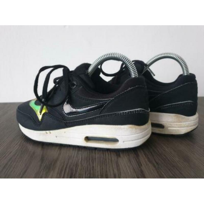 NIKE Air Max 1 GS Noir 37.5