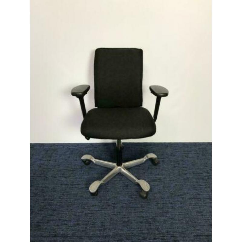 19 x Hag H05 5400 bureaustoel nieuw zwart gestoffeerd