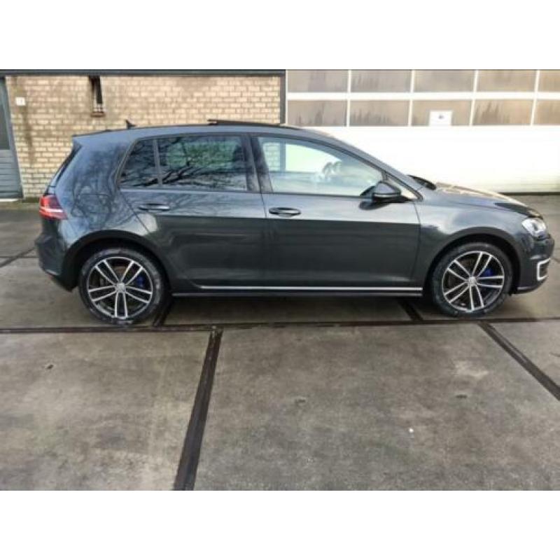 Volkswagen Golf 1.4 TSI Automaat leer Panoramadak Hybride