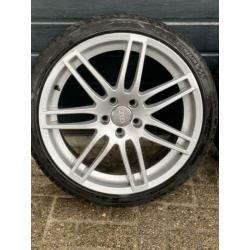 19 inch 5x112 rs4 velgen Audi A3 A4 a6 golf 1 velg is krom