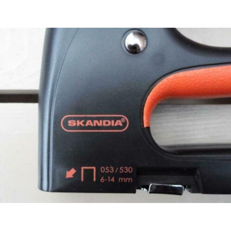 Skandia Tacker/Nietmachine