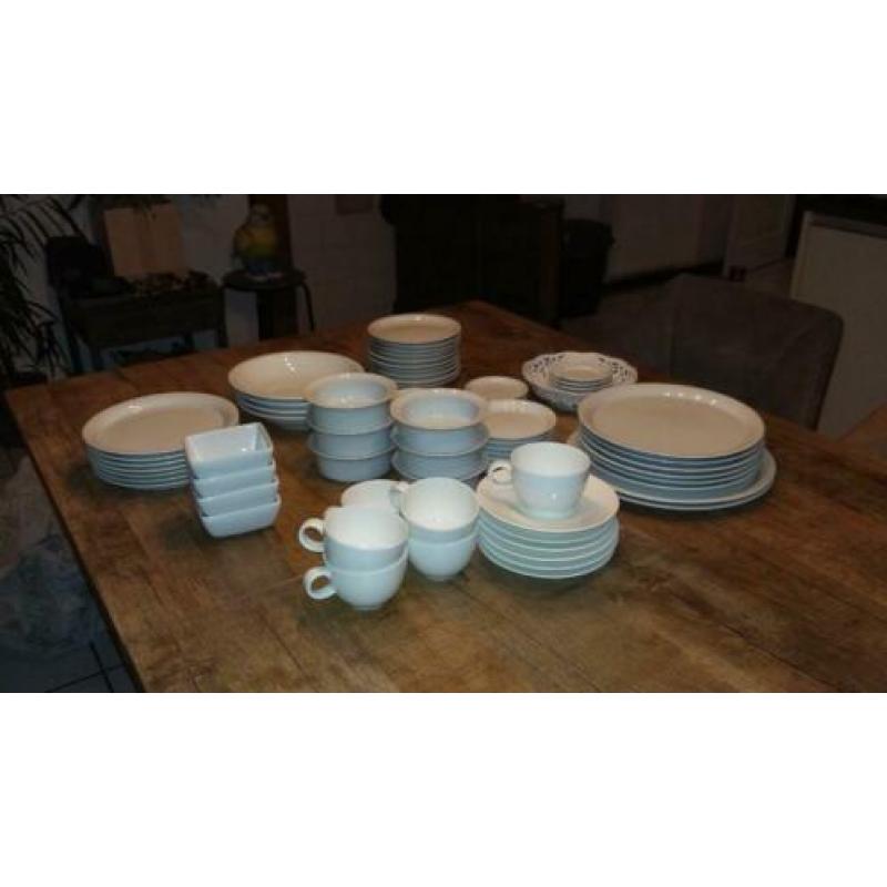 Wit ontbijt servies 4-6-8 personen