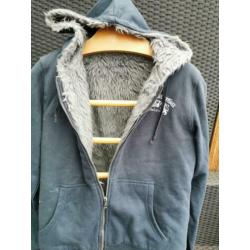 Madonna donkerblauw vest maat 38.