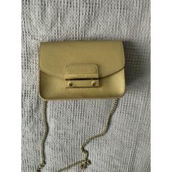 Furla tas