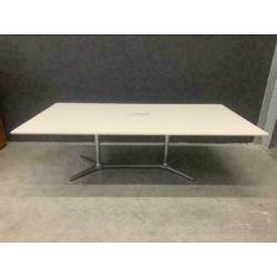 2x Thonet vergadertafel / conferentietafel