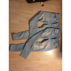 2 H&M skinny’s
