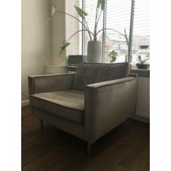 Mooie love seat fauteuil kleur taupe