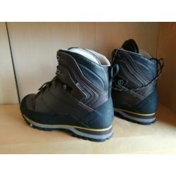 Forclaz stevige bergschoenen maat 45. GEEN gebruikssporen